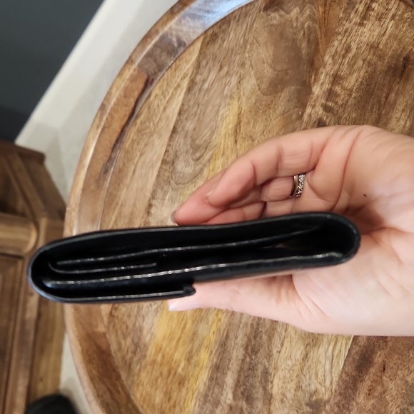 《 Prada 》 Nero Leather Tri Fold Wallet - Picture 14 of 14